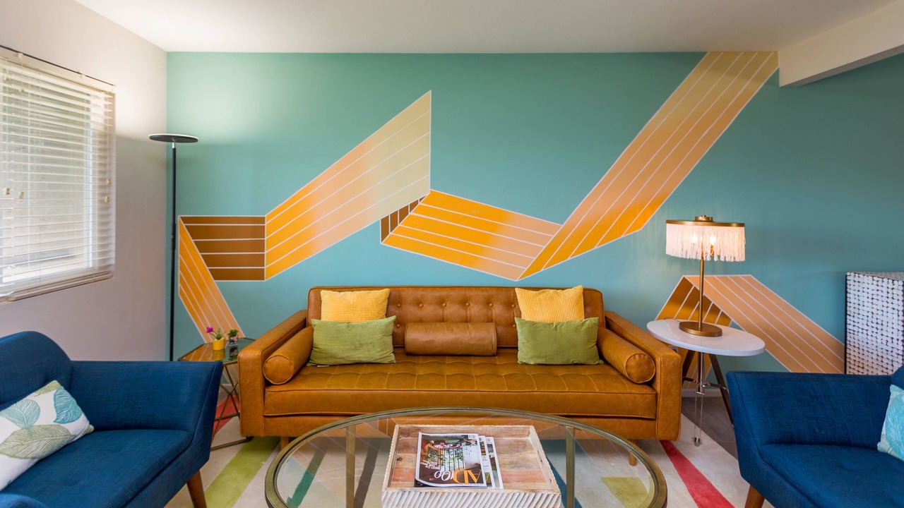 Photo of Livingroom in Racquet Club West
