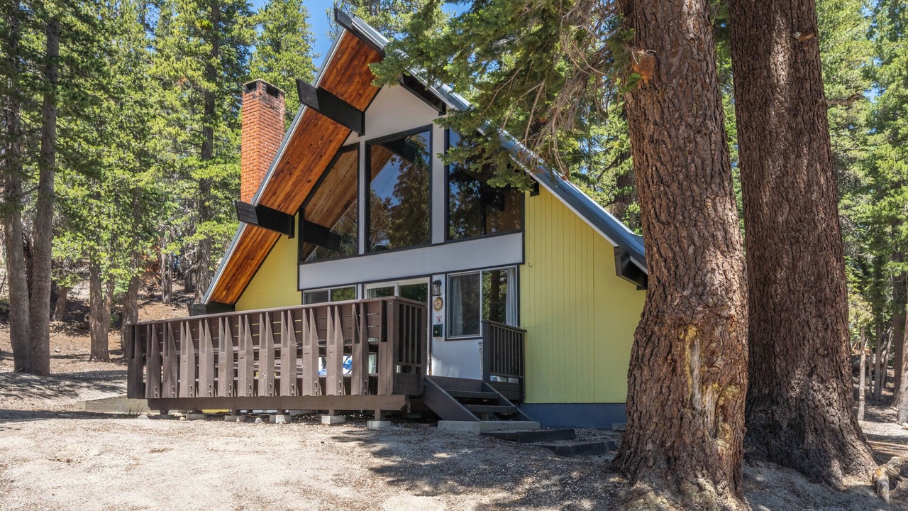 Photo of Outdoor in Mammoth Lakes