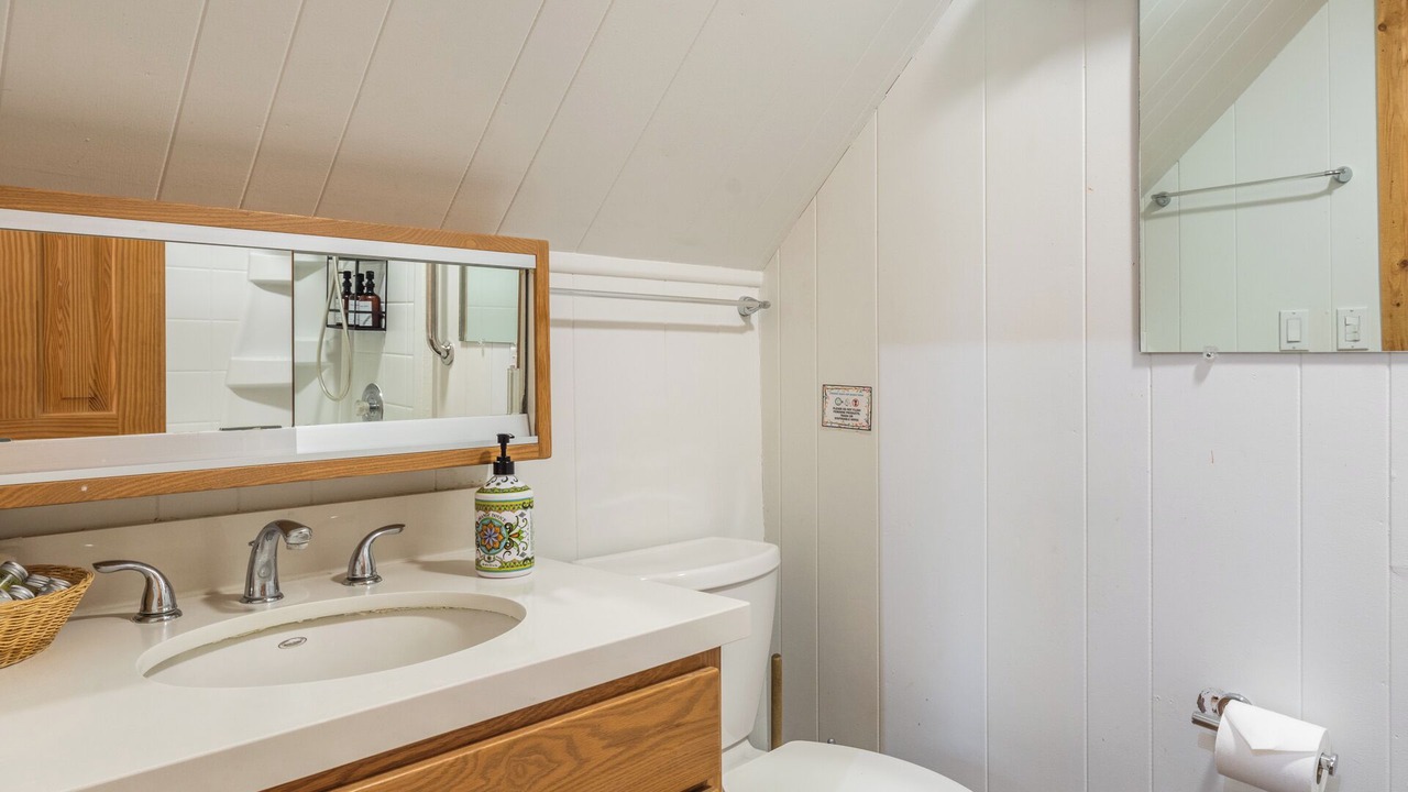 Photo of Bathroom in Mammoth Lakes