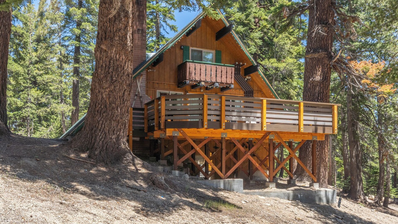 Photo of Outdoor in Mammoth Lakes