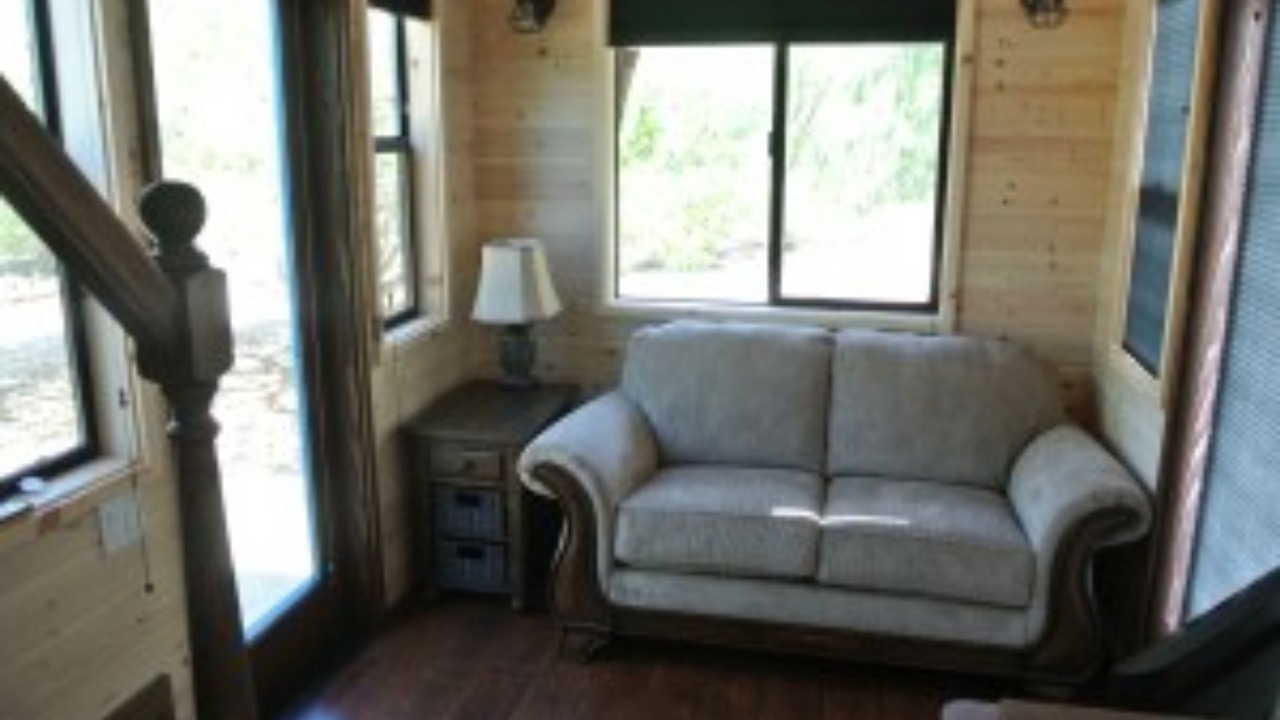Photo of Livingroom in Rainbow CDP