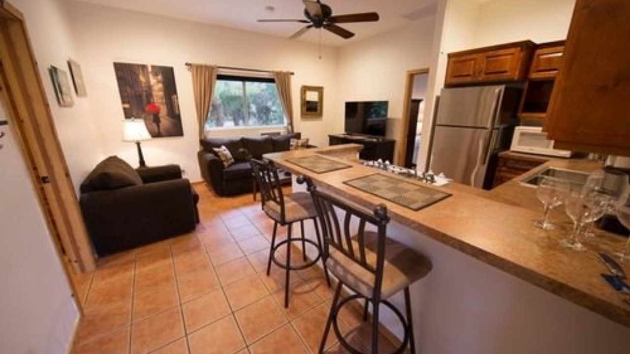 Photo of Livingroom in Rainbow CDP