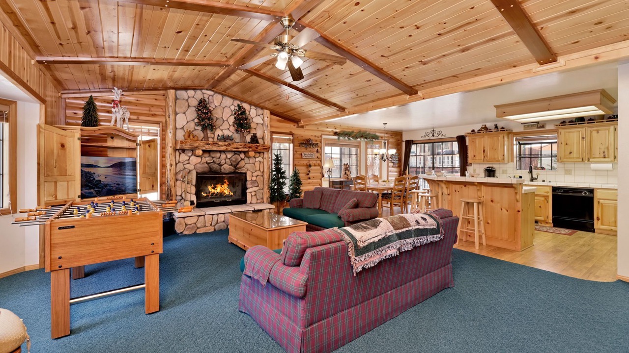 Photo of Livingroom in Fox Farm