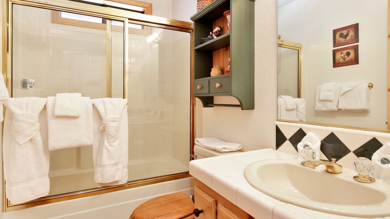 Photo of Bathroom in Fox Farm