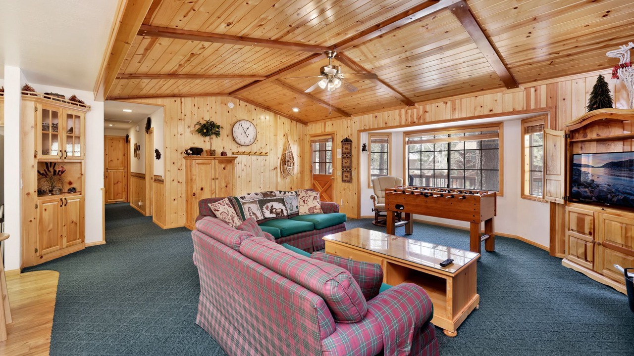 Photo of Livingroom in Fox Farm