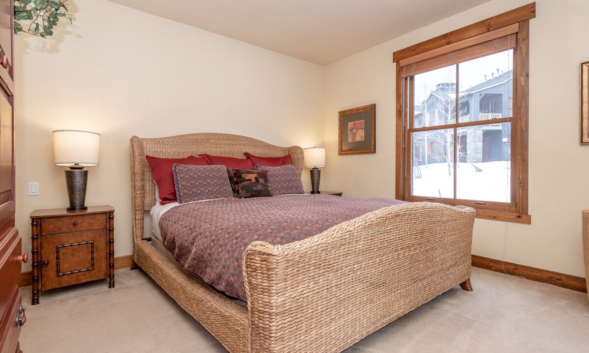 Photo of Bedroom in Mammoth Lakes