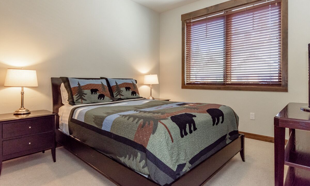 Photo of Bedroom in Woodwinds