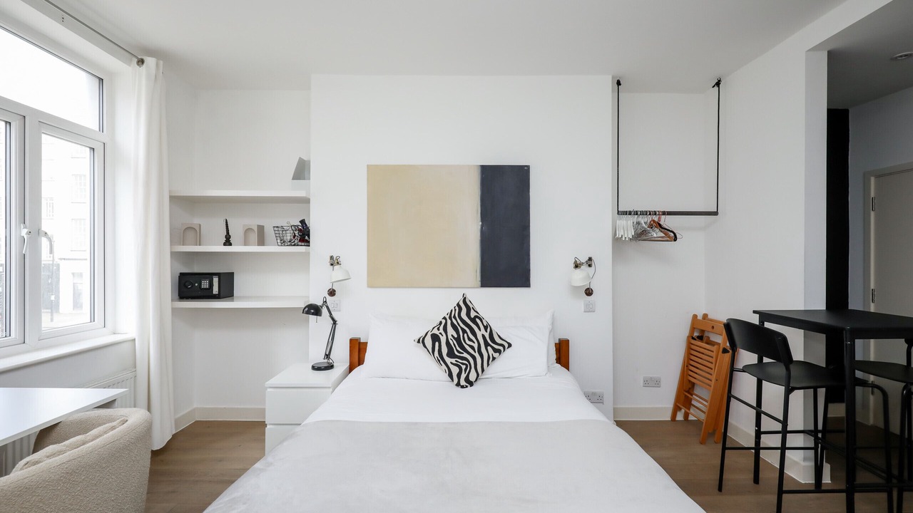 Photo of Livingroom in Fitzrovia