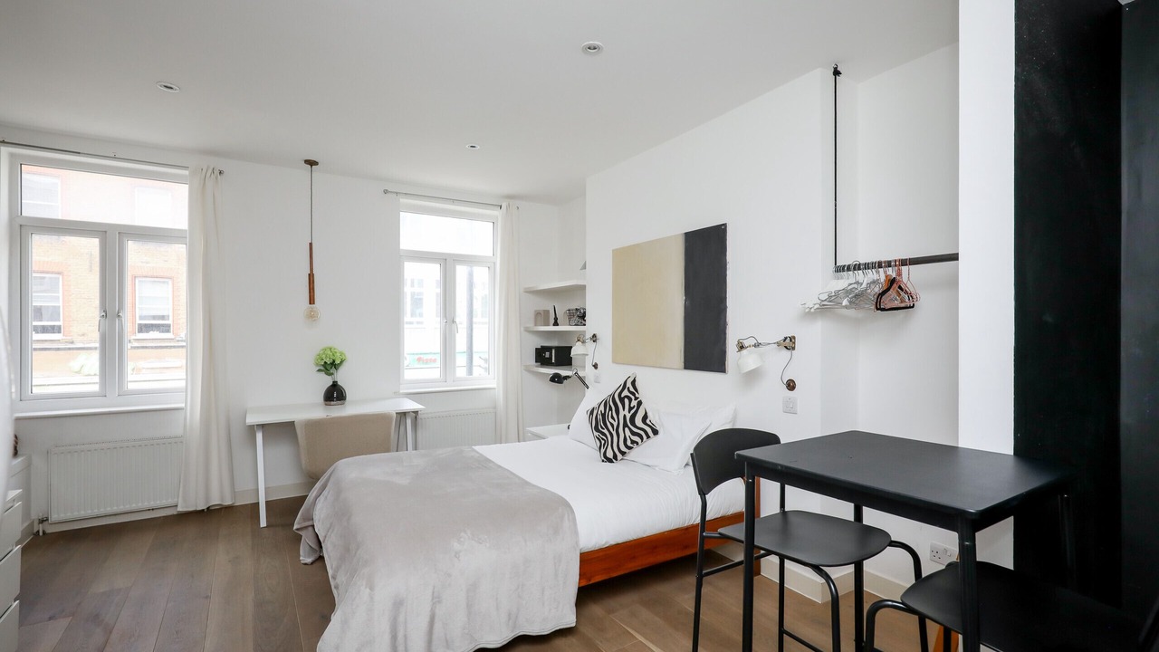 Photo of Livingroom in Fitzrovia