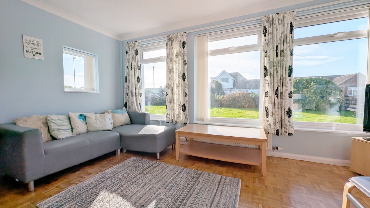 Photo of Livingroom in East Wittering