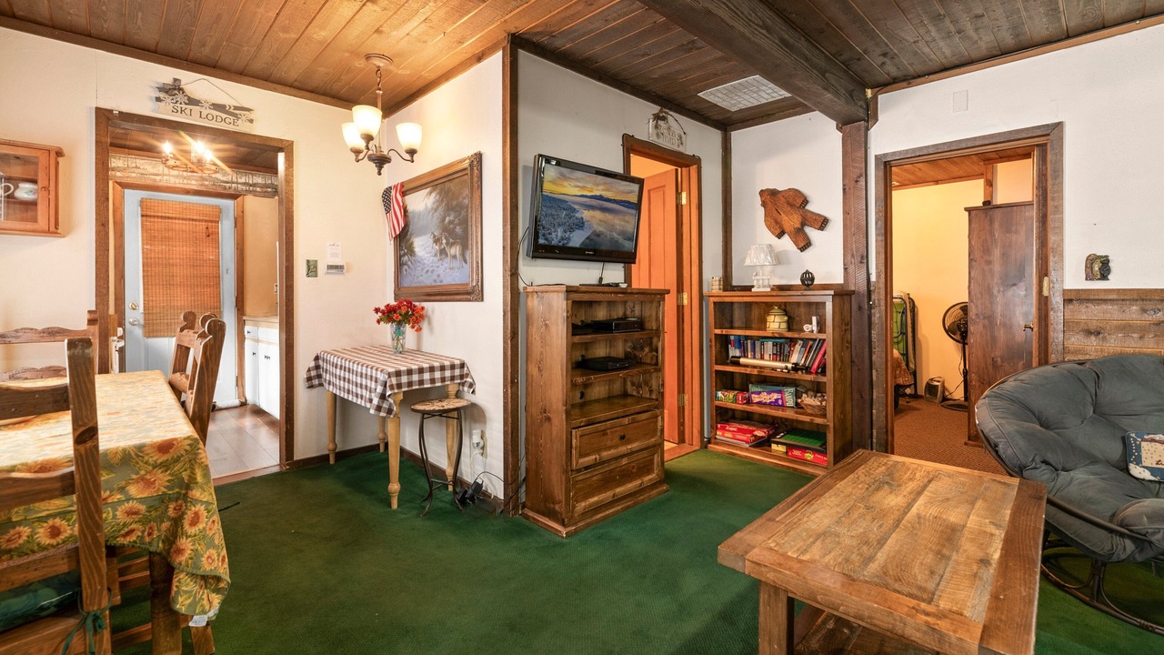 Photo of Livingroom in Big Bear Lake