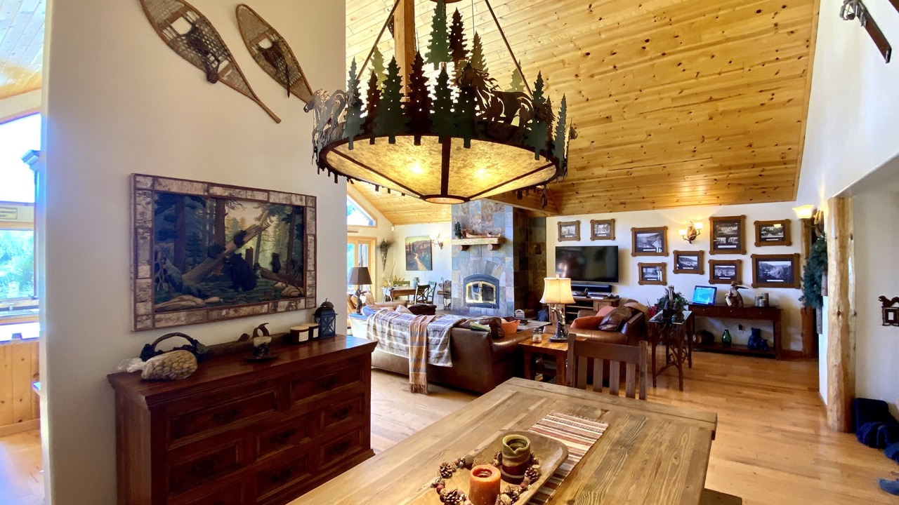 Photo of Livingroom in Boulder Bay