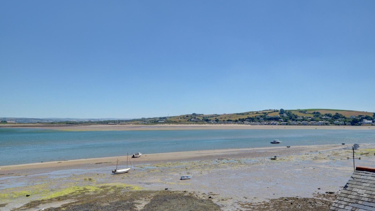 Photo of Others in Appledore