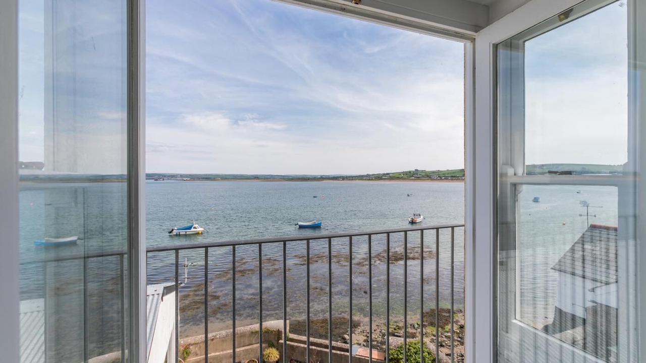 Photo of Others in Appledore