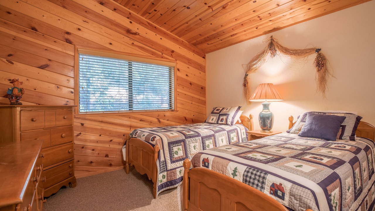 Photo of Bedroom in Arnold
