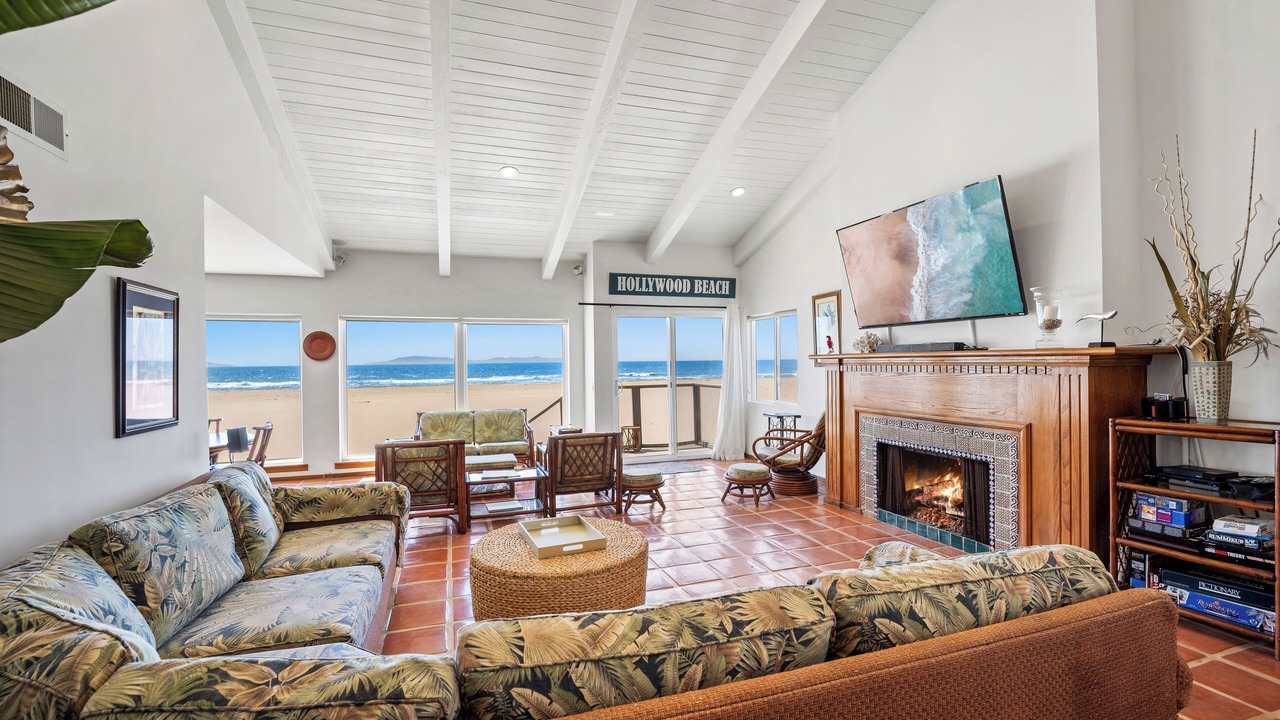 Photo of Livingroom in Hollywood Beach