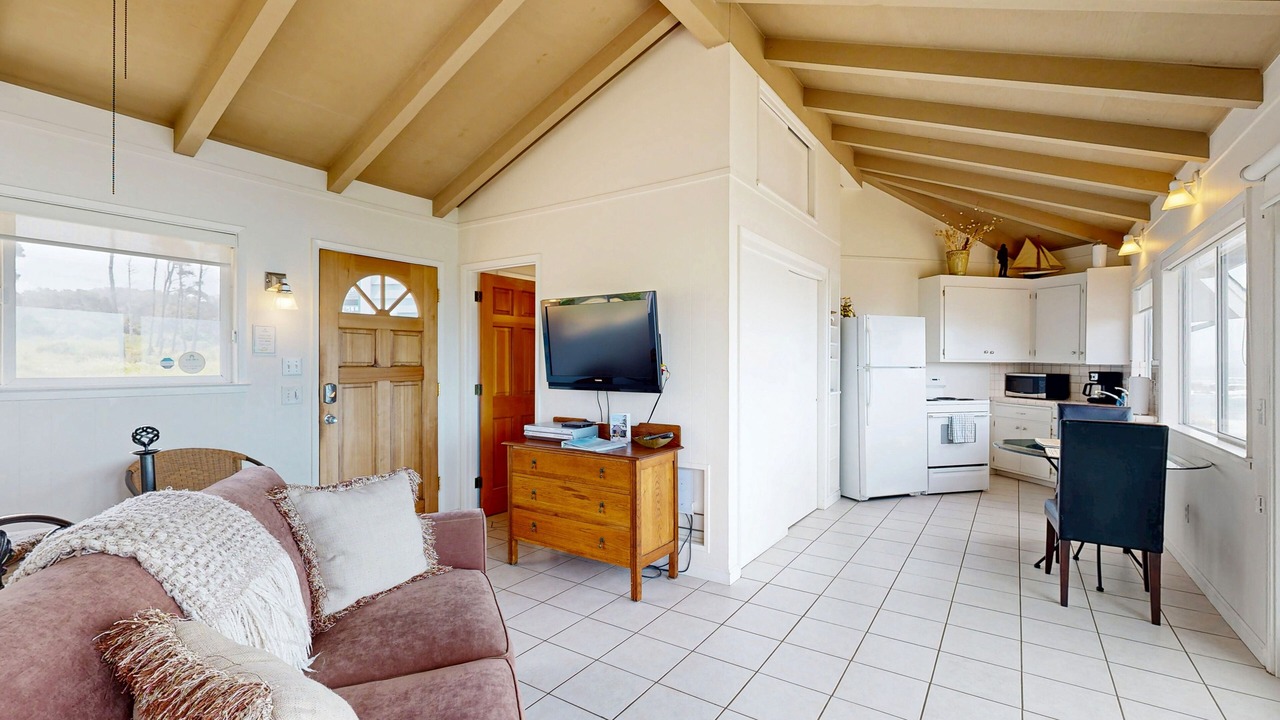 Photo of Livingroom in Fort Bragg