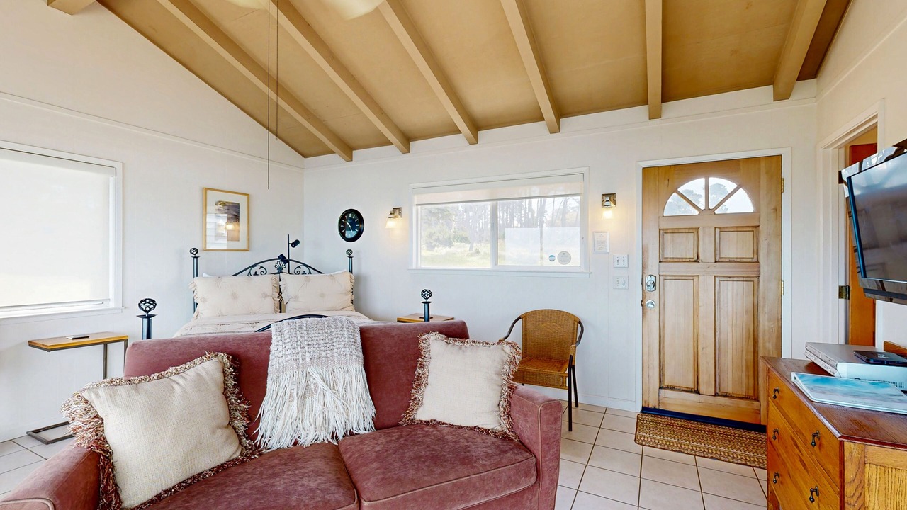 Photo of Livingroom in Fort Bragg