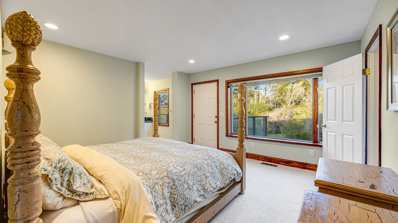 Photo of Bedroom in Fort Bragg