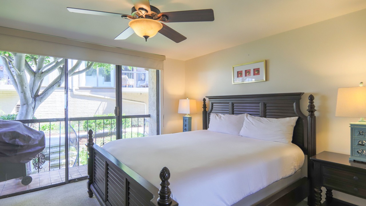 Photo of Bedroom in Solana Beach