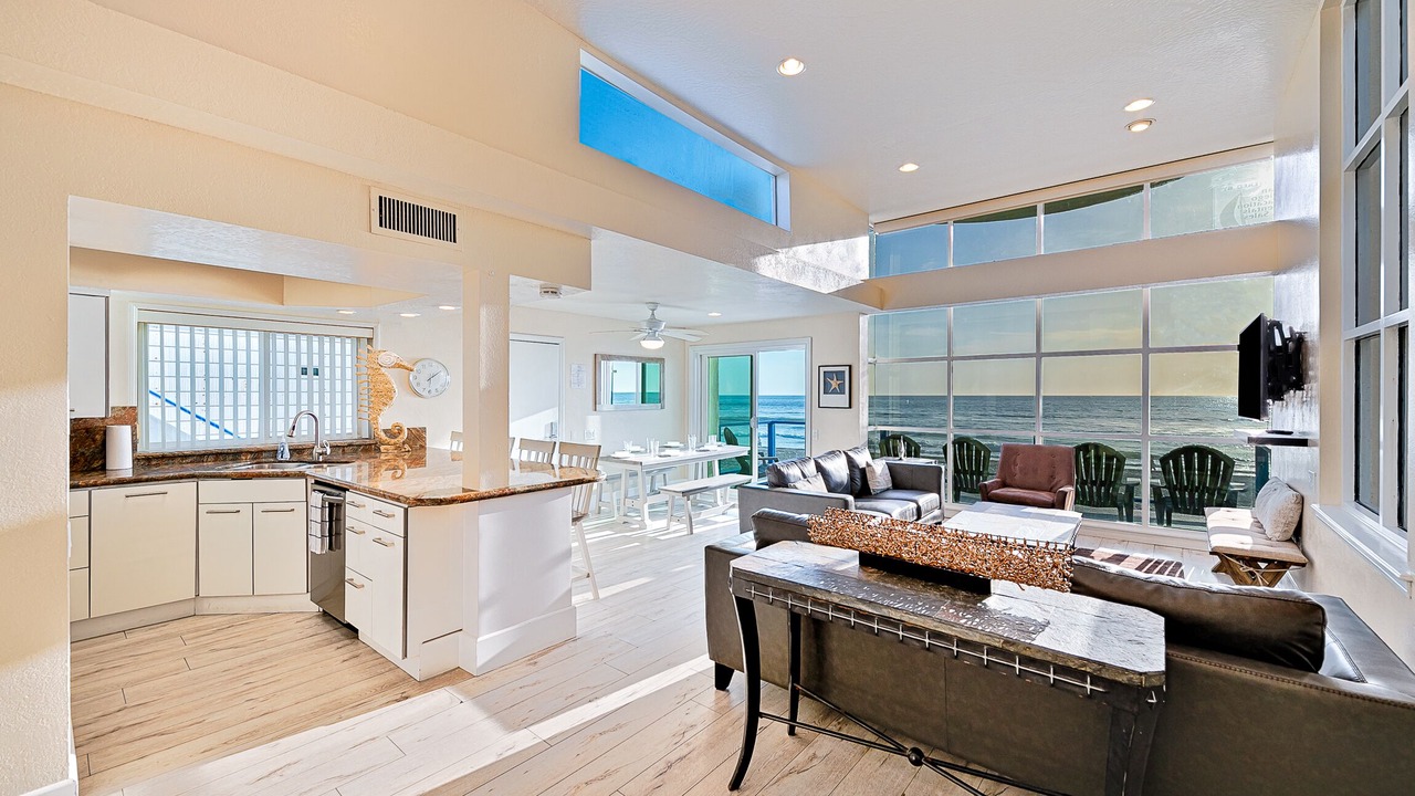 Photo of Livingroom in Central Mission Beach