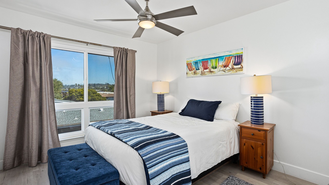 Photo of Bedroom in Solana Beach