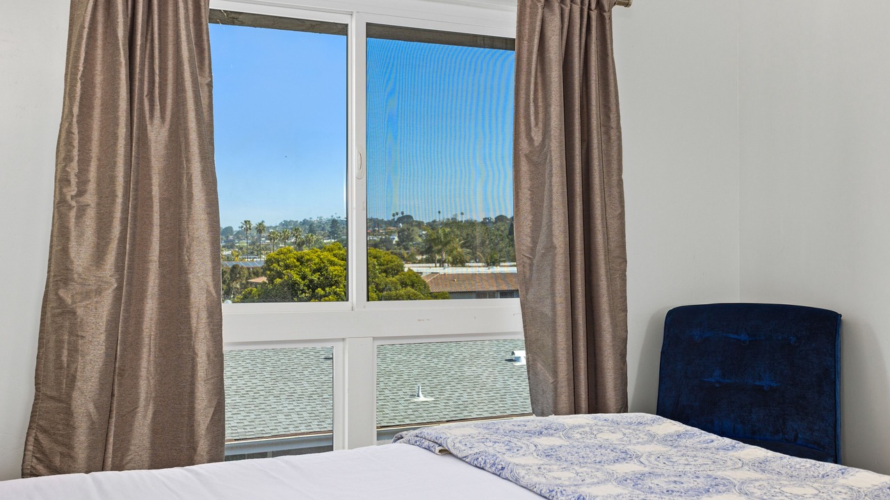 Photo of Bedroom in Solana Beach