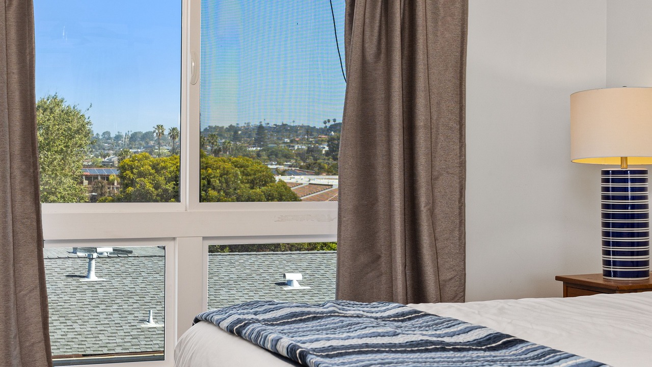 Photo of Bedroom in Solana Beach