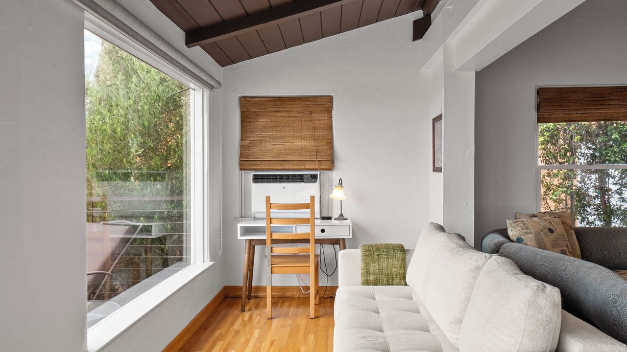 Photo of Livingroom in Middletown