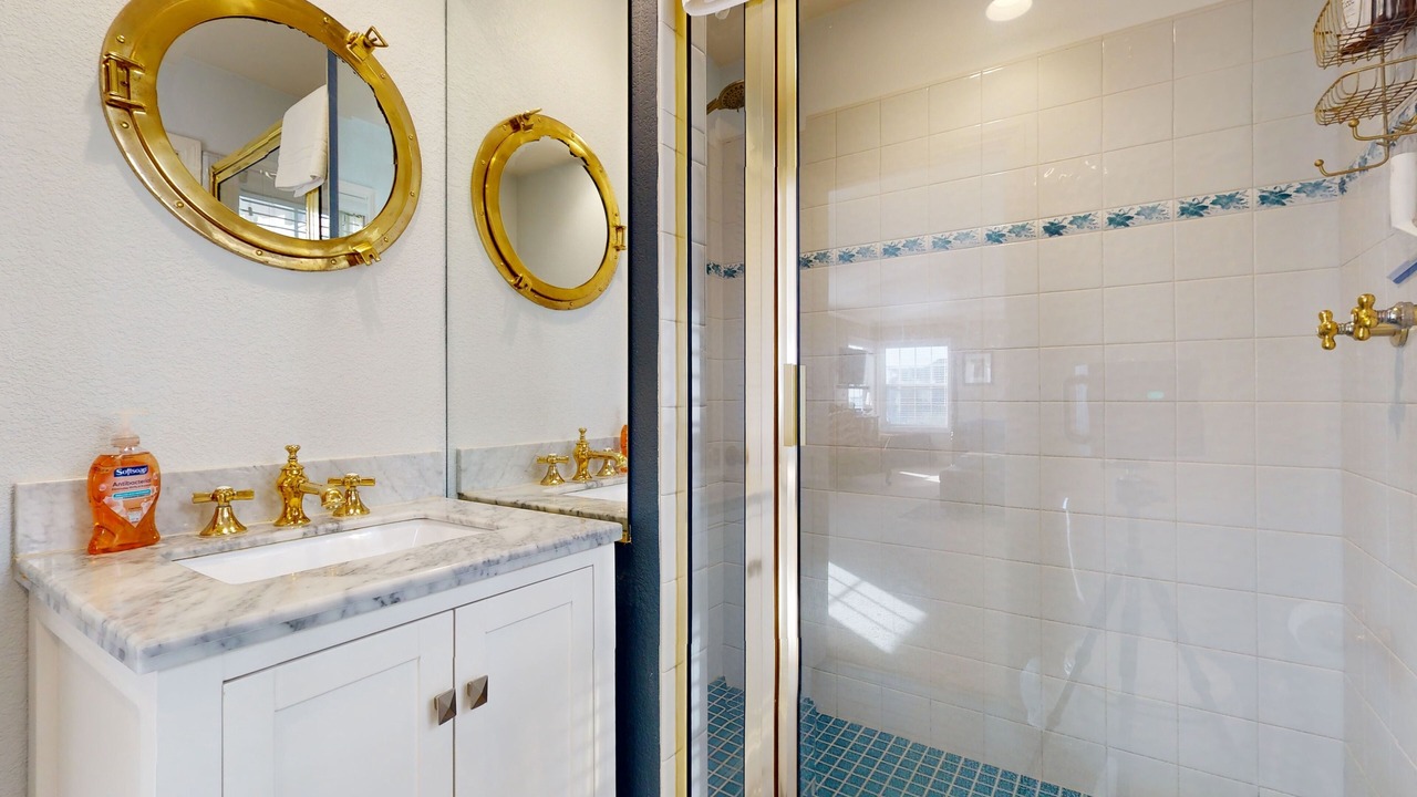 Photo of Bathroom in Old Town