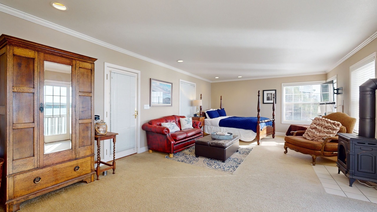 Photo of Bedroom in Old Town
