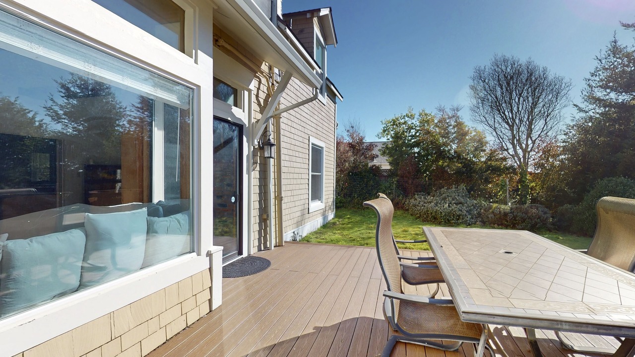 Photo of Outdoor in Elk