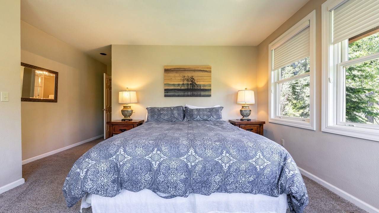Photo of Bedroom in Alpine Meadows