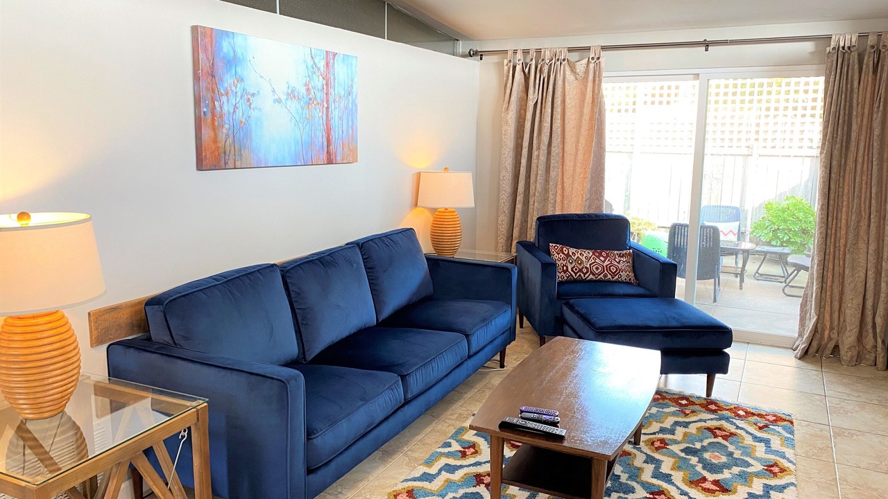 Photo of Livingroom in Altadena