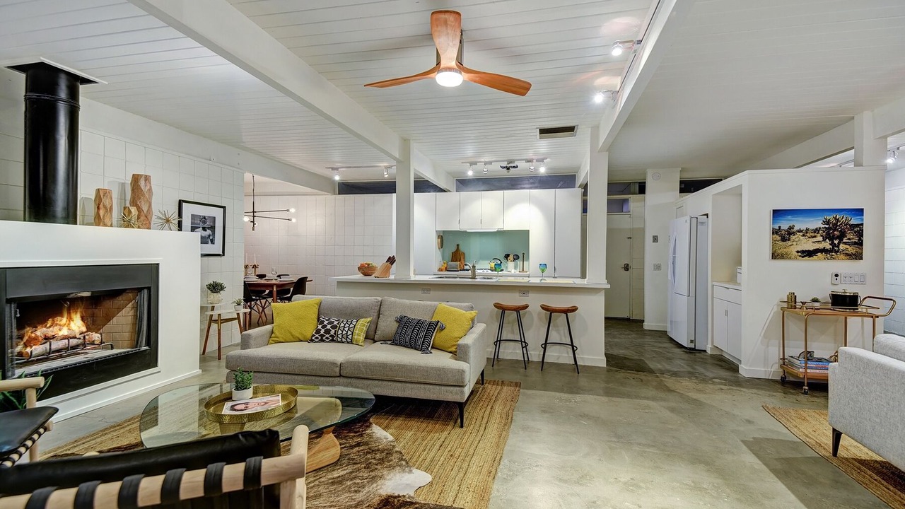 Photo of Livingroom in Palm Springs