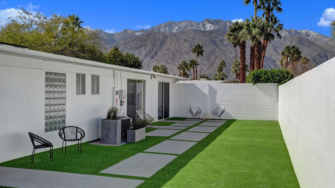 Photo of Patio Balcony in Palm Springs