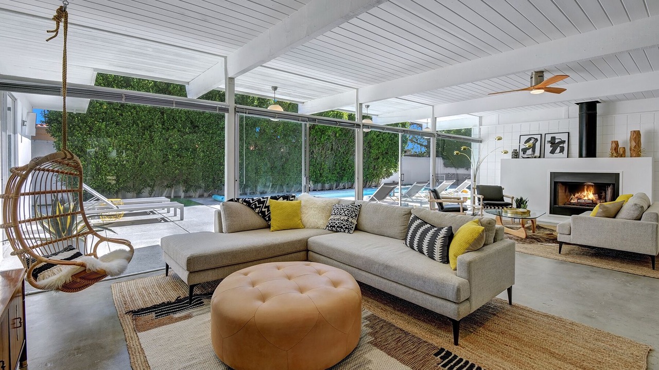 Photo of Livingroom in Palm Springs