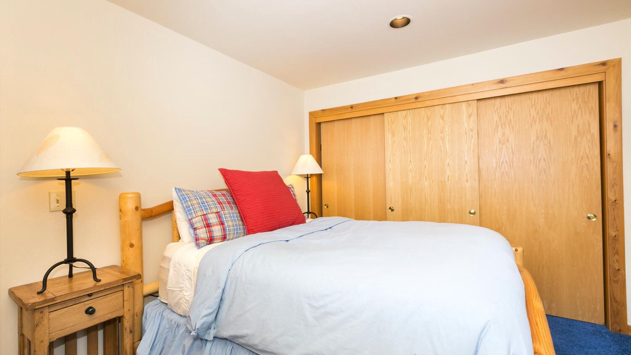 Photo of Bedroom in Olympic Valley