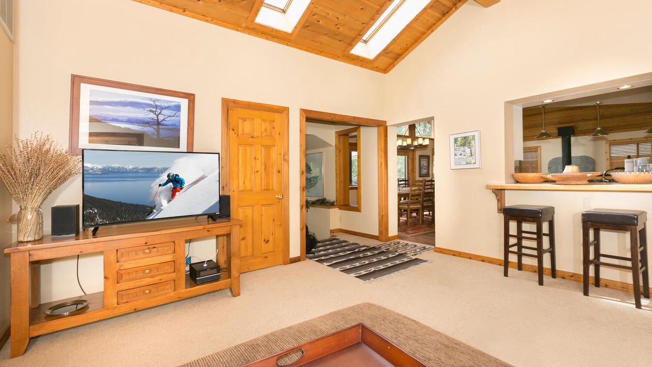 Photo of Livingroom in Olympic Valley
