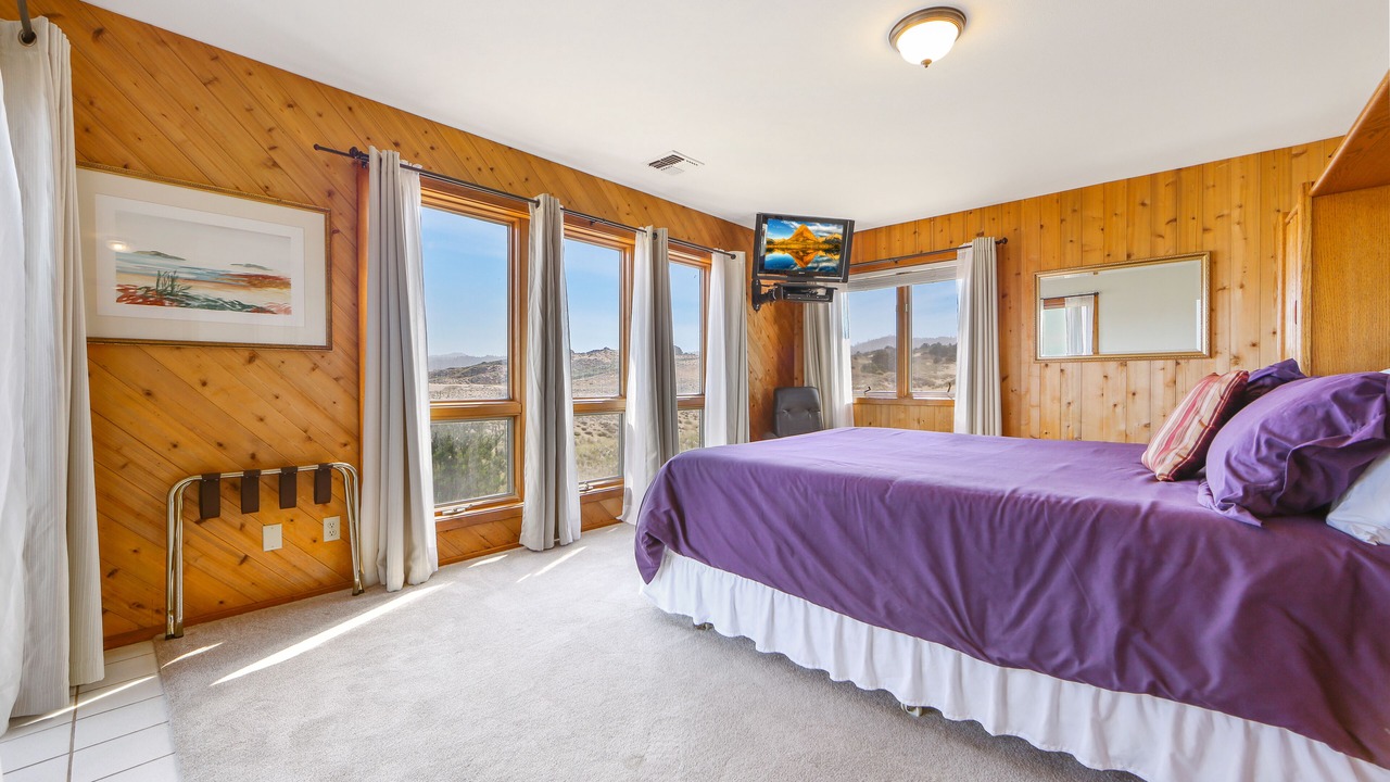 Photo of Bedroom in Fort Bragg