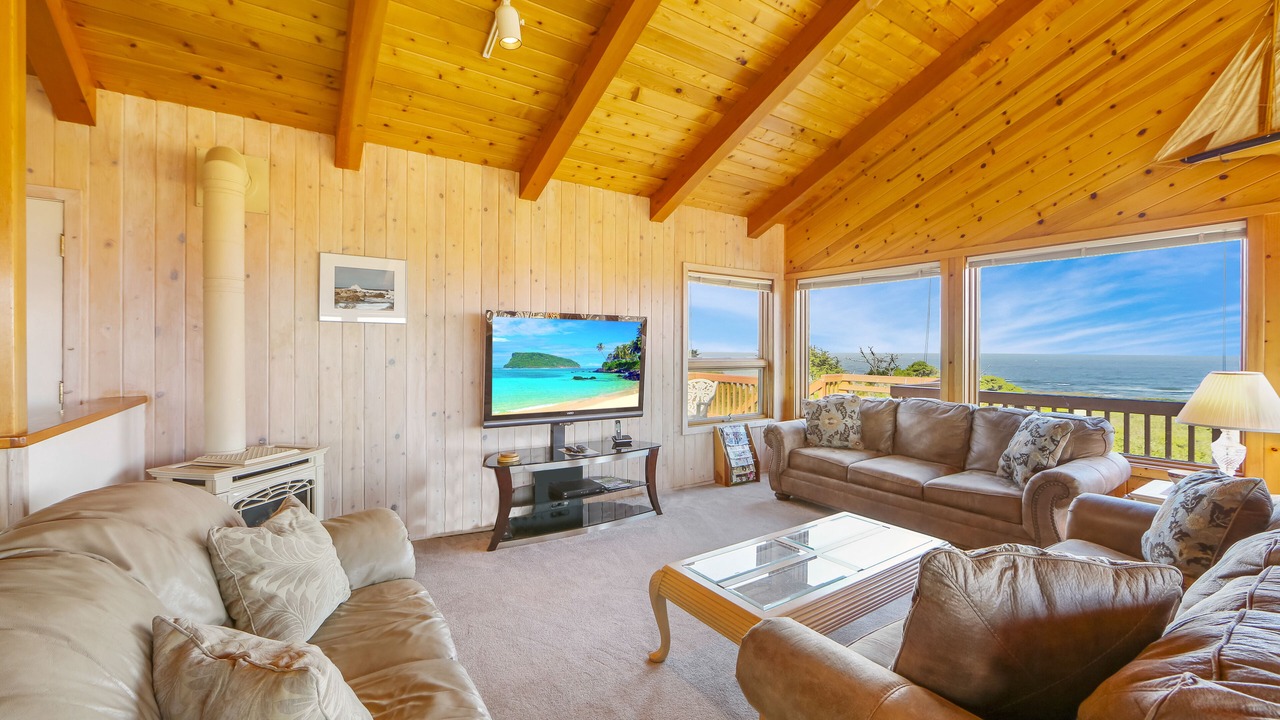 Photo of Livingroom in Fort Bragg
