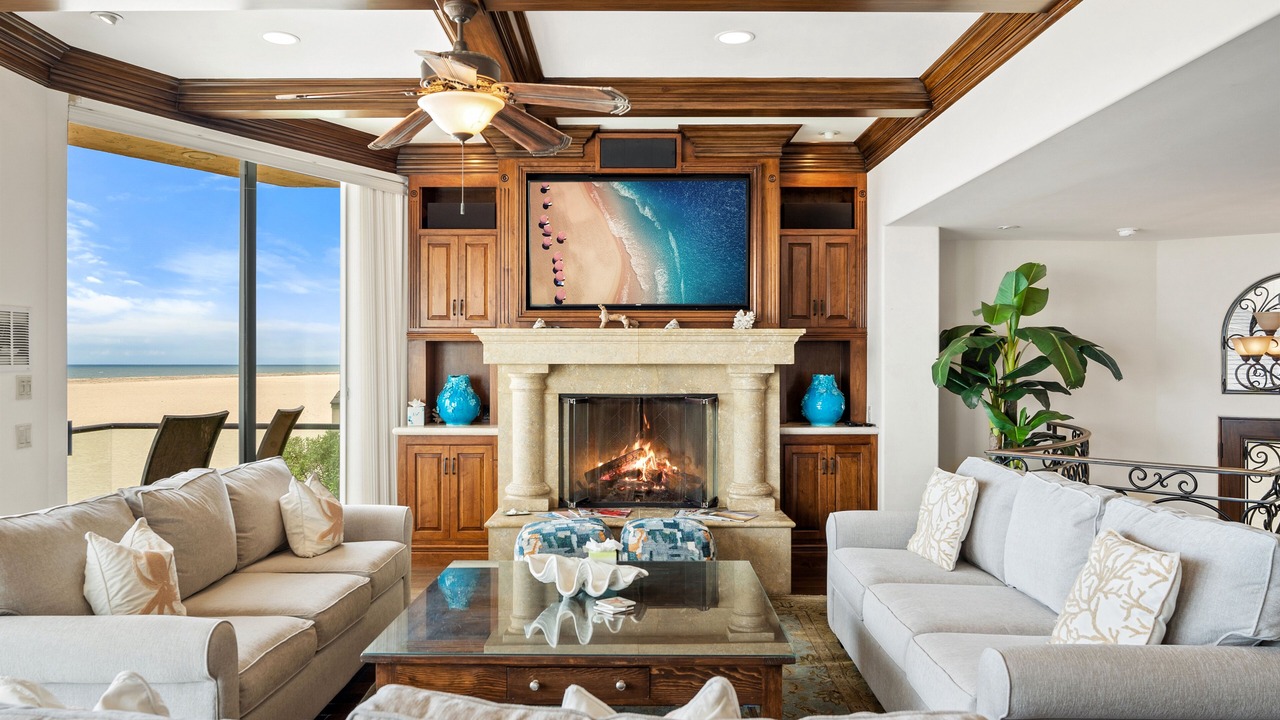 Photo of Livingroom in Hollywood