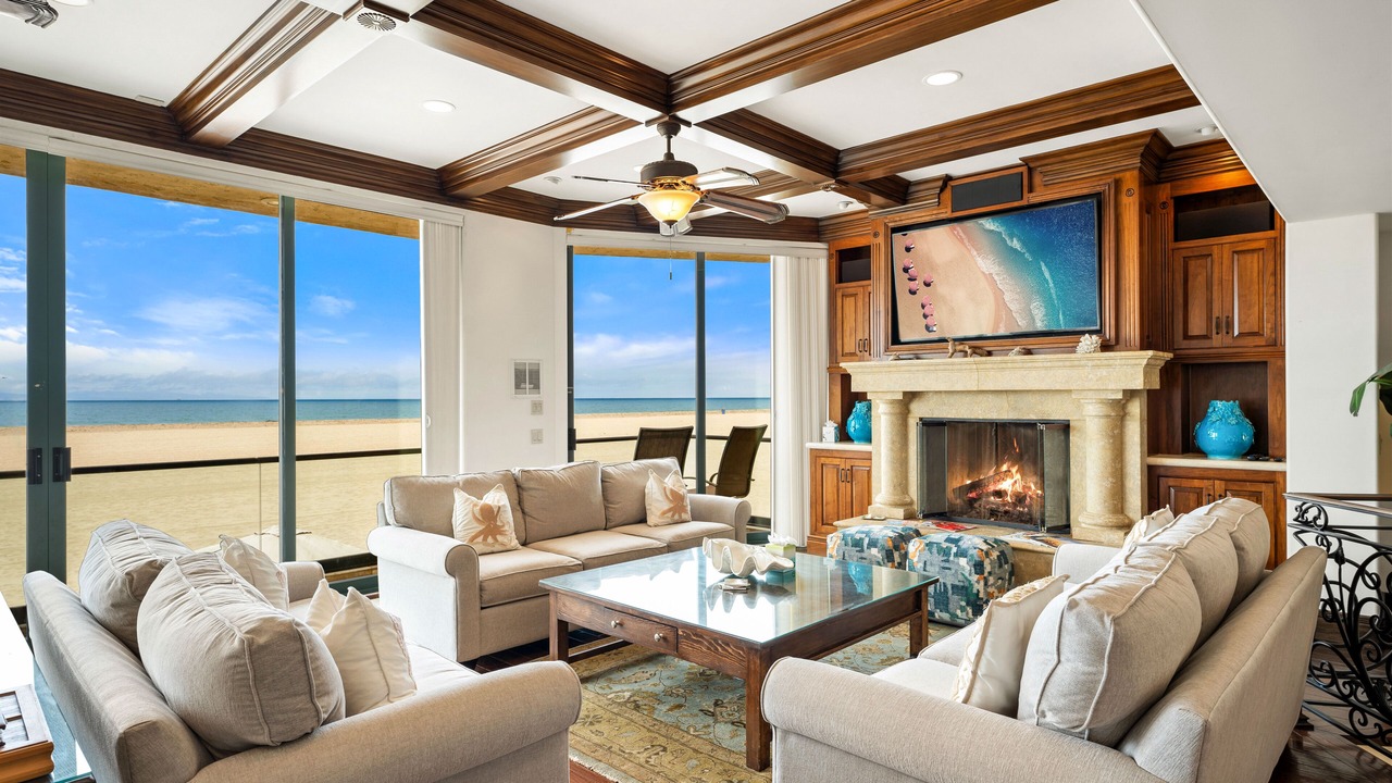 Photo of Livingroom in Hollywood