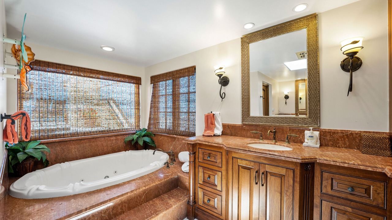 Photo of Bathroom in Hollywood