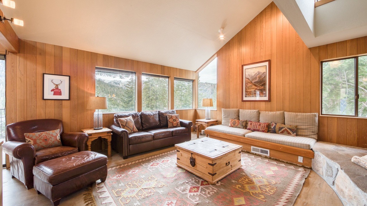 Photo of Livingroom in Alpine Meadows