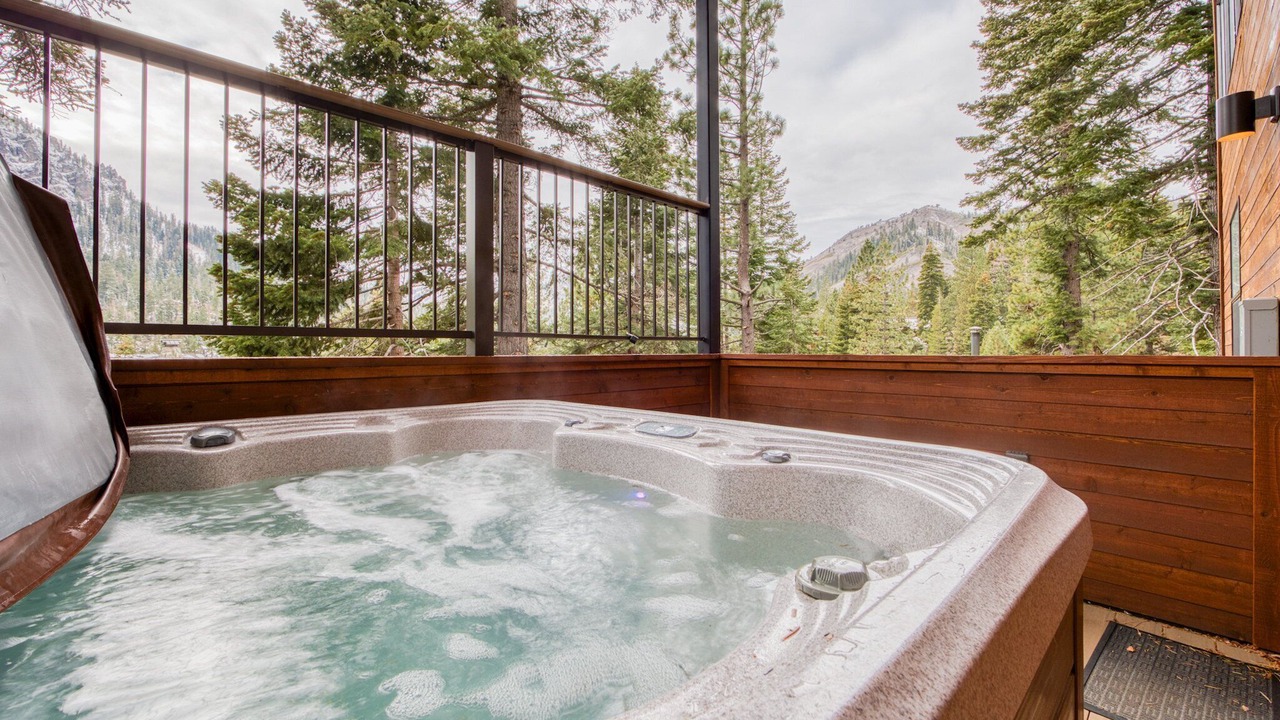 Photo of Outdoor in Alpine Meadows