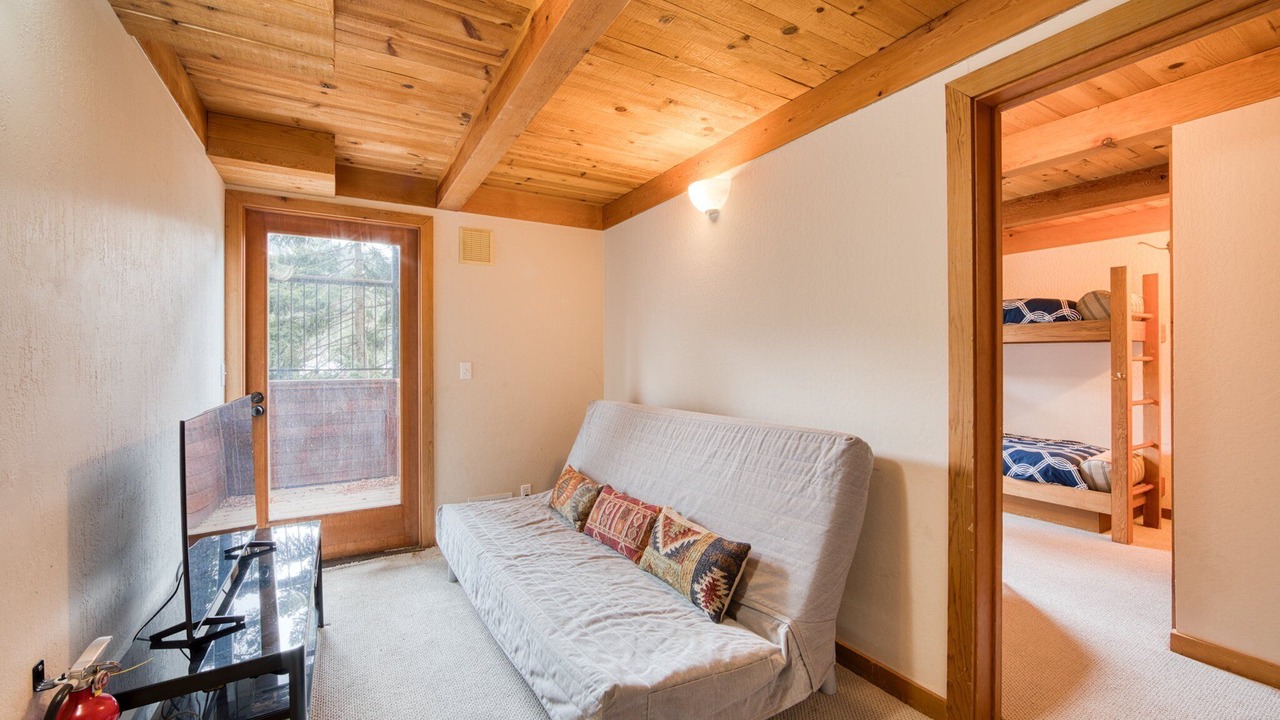 Photo of Bedroom in Alpine Meadows