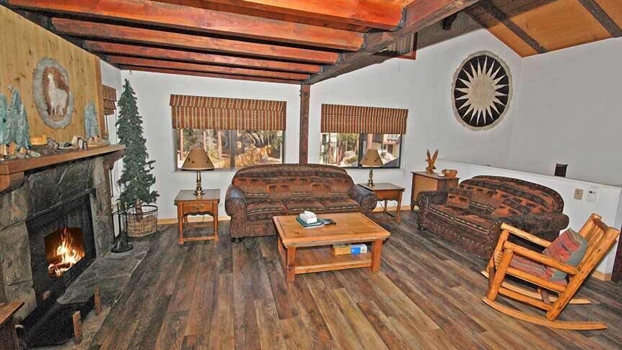 Photo of Livingroom in Tahoe Tyrol