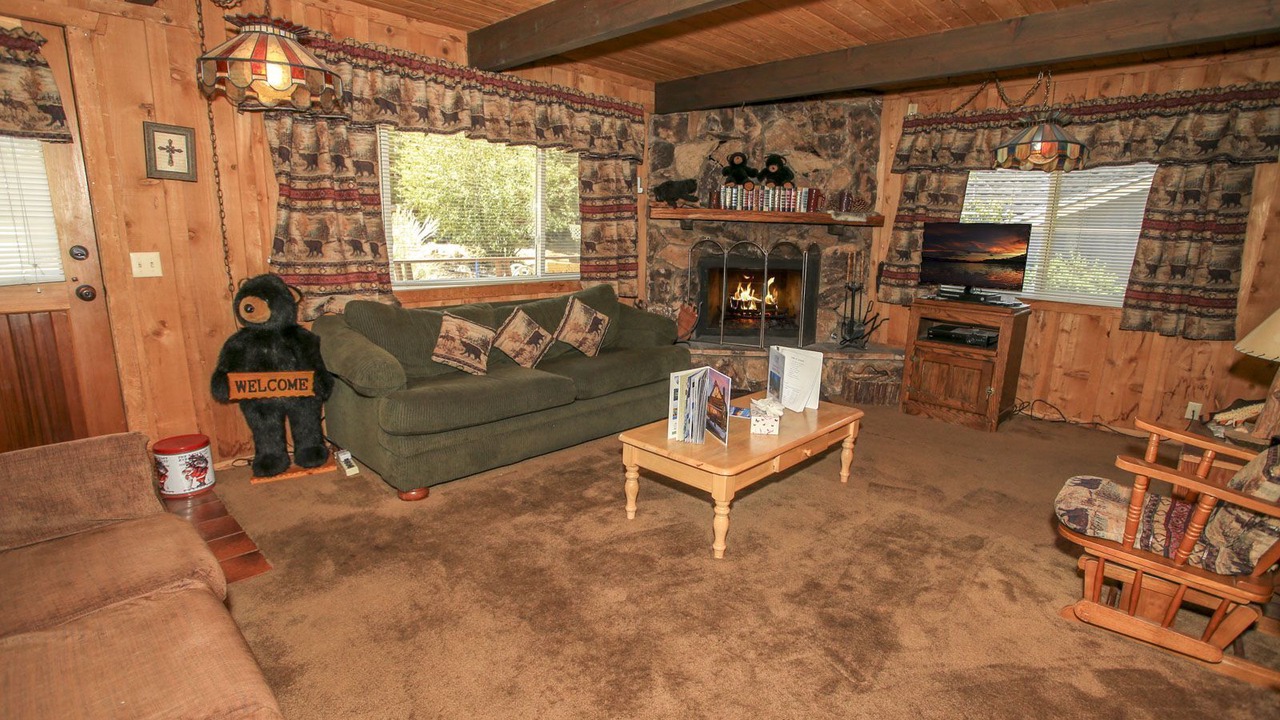 Photo of Livingroom in Big Bear