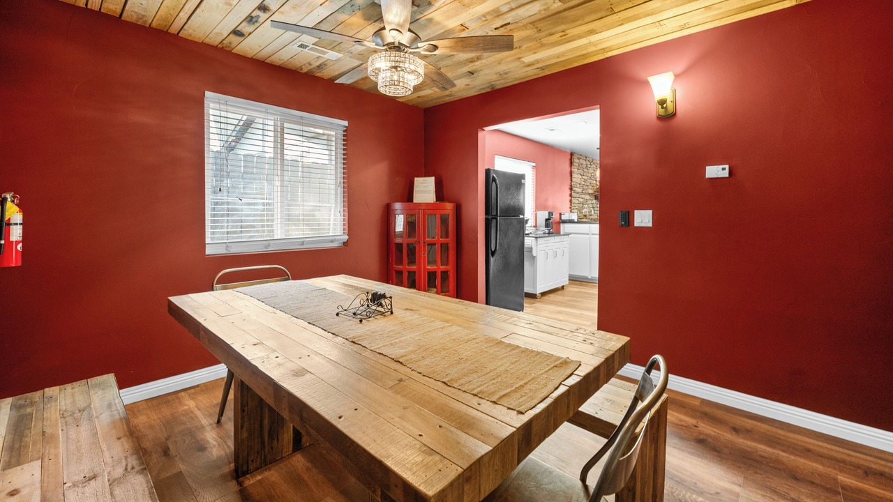 Photo of Livingroom in Big Bear City